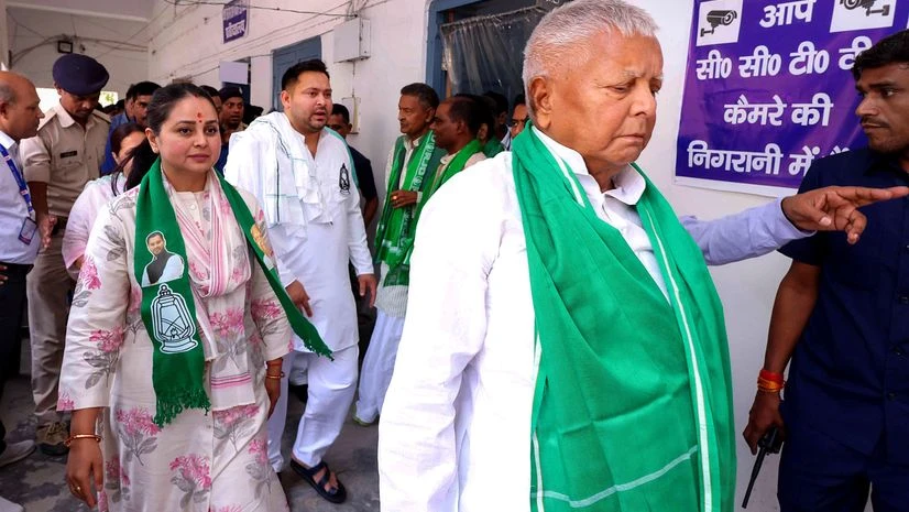 https://www.salarnews.in/public/uploads/images/newsimages/maannewsimage17112025_154423_Rabri Devi Politics News.webp